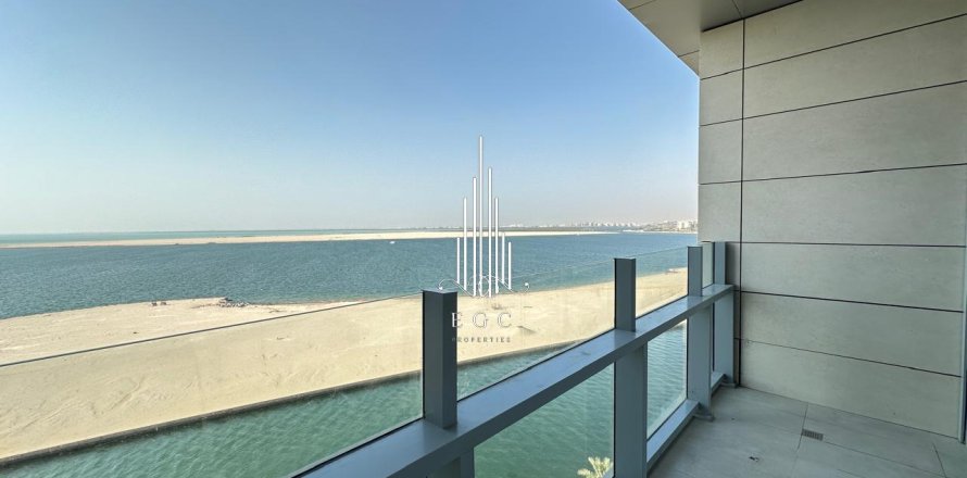 Квартира с 3 спальнями в Al Raha Beach, ОАЭ №55681