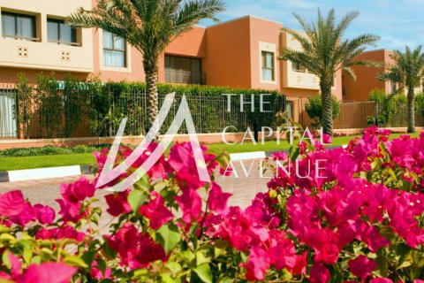 4 bedrooms Villa in Abu Dhabi, UAE No. 221792 4
