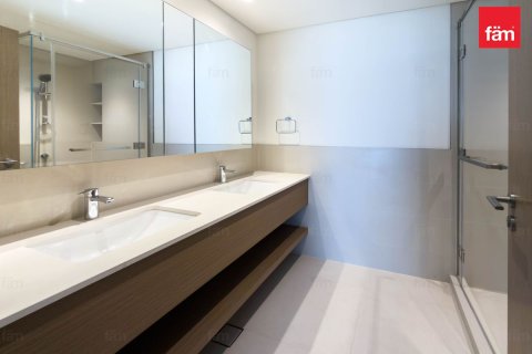 2 bedrooms Apartment in Dubai, UAE No. 216341 11