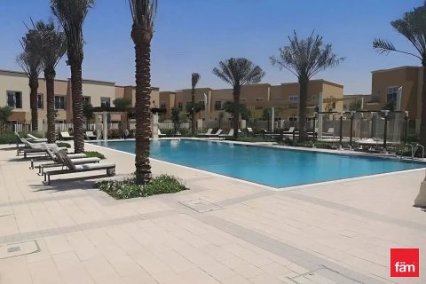4 bedrooms Townhouse in Dubai, UAE No. 219158 7