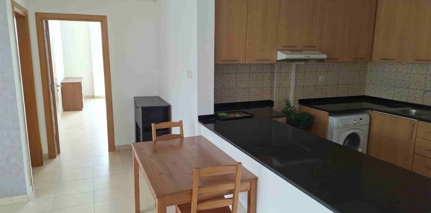 Apartment de 2 dormitorios en Business Bay, UAE No. 208613