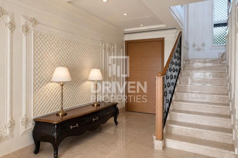 Villa de 3 dormitorios en Jumeirah Park, UAE No. 221511 6