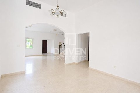 Villa de 5 dormitorios en The Villa, UAE No. 214970
