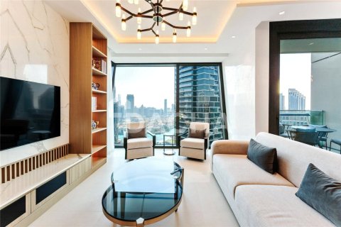Apartment de 3 dormitorios en Burj Vista, UAE No. 162055 8