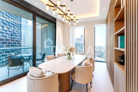 Apartment de 3 dormitorios en Burj Vista, UAE No. 162055 12