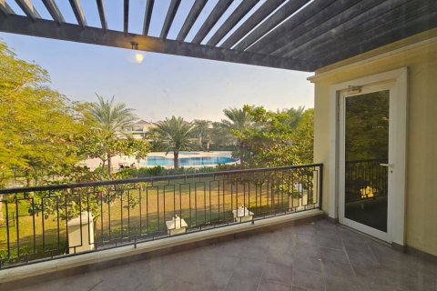 4 bedrooms Townhouse in Ras Al Khaimah, UAE No. 184233 5