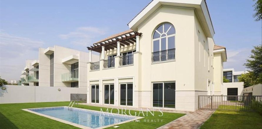 Villa de 5 chambres à District One, UAE No. 38148