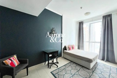 Apartment de 2 dormitorios en Dubai Marina, UAE No. 220136 13