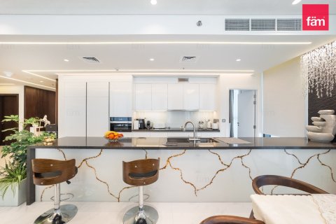Apartment de 3 dormitorios en Dubai, UAE No. 217237 8