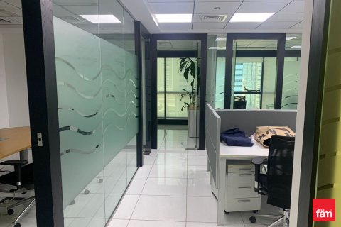 106.1m² Office in Dubai, UAE No. 216405 4