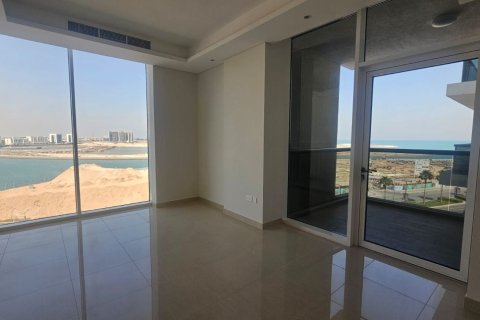 2 bedrooms Apartment in Ras Al Khaimah, UAE No. 183817 7