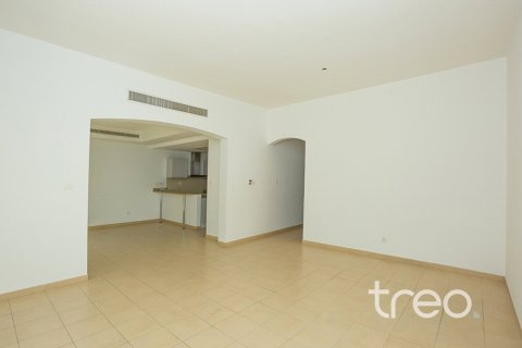 3 bedrooms Villa in Arabian Ranches, UAE No. 220858 8