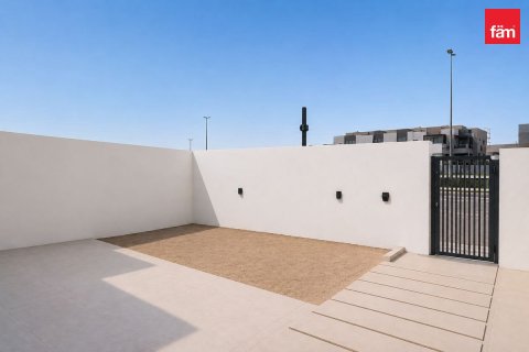 4 bedrooms Townhouse in Dubai, UAE No. 203175 9