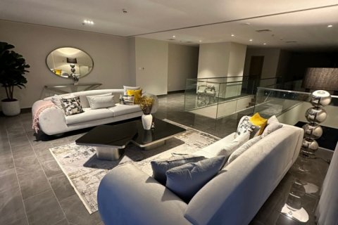 3 bedrooms Apartment in Dubai, UAE No. 17265 7