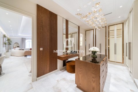 Вилла с 7 спальнями в Pearl Jumeirah, ОАЭ №127991 16