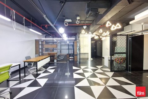 94.3m² Office in Dubai, UAE No. 161305