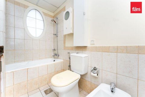 Villa de 2 dormitorios en Dubai, UAE No. 135912 15
