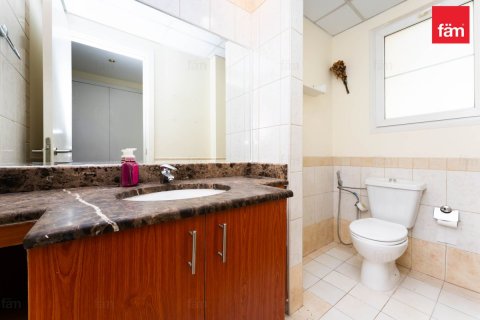 Villa de 2 dormitorios en Dubai, UAE No. 135912 16