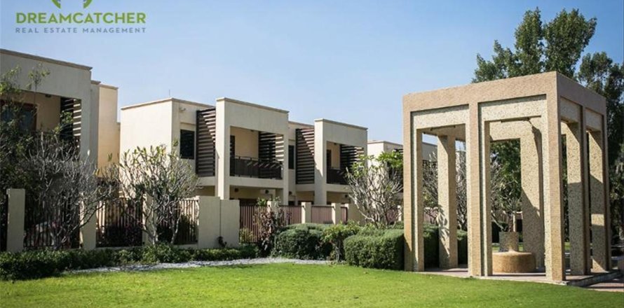 Townhouse de 3 chambres à Mina Al Arab, UAE No. 33334