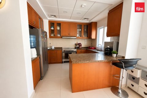 Townhouse de 2 dormitorios en Dubai, UAE No. 205030 5