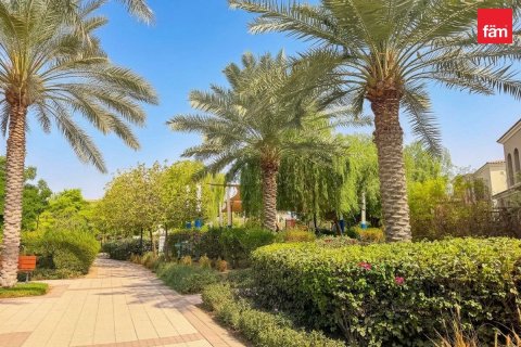 Townhouse de 2 dormitorios en Dubai, UAE No. 205030 13