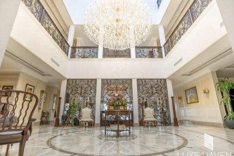 8 غرفة نوم  فيلا في Emirates Hills, الإمارات العربية المتحدة رقم 13114 5