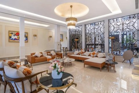 8 غرفة نوم  فيلا في Emirates Hills, الإمارات العربية المتحدة رقم 13114 11