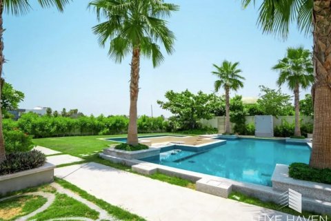 8 غرفة نوم  فيلا في Emirates Hills, الإمارات العربية المتحدة رقم 13114 4