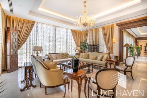 8 غرفة نوم  فيلا في Emirates Hills, الإمارات العربية المتحدة رقم 13114 7