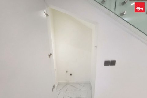 2 bedrooms Townhouse in Dubai, UAE No. 213191 13