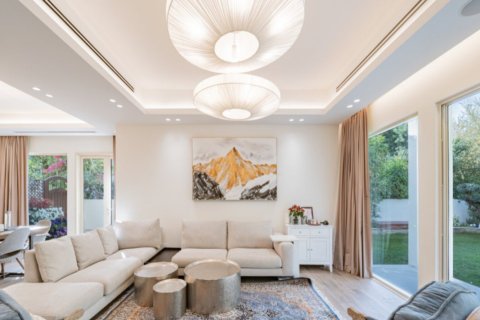 4 bedrooms Villa in Dubai, UAE No. 217180 7