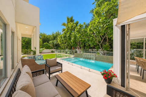 4 bedrooms Villa in Dubai, UAE No. 217180 17
