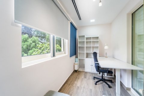 4 bedrooms Villa in Dubai, UAE No. 217180 13