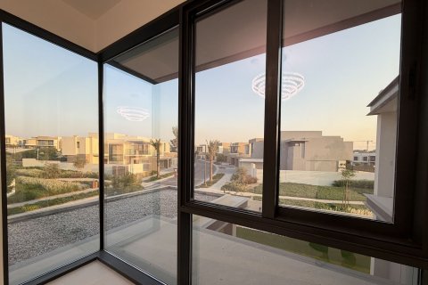 Villa de 5 dormitorios en Jebel Ali, UAE No. 215390 18