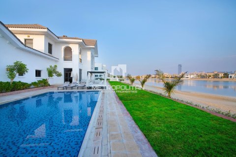 5 غرفة نوم  فيلا في Signature Villas, الإمارات العربية المتحدة رقم 128635