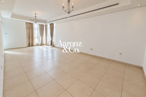 Apartment de 2 dormitorios en Jumeirah Lake Towers, UAE No. 222043 4