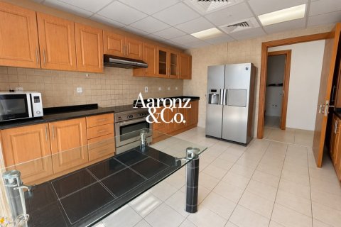 Apartment de 2 dormitorios en Jumeirah Lake Towers, UAE No. 222043 6