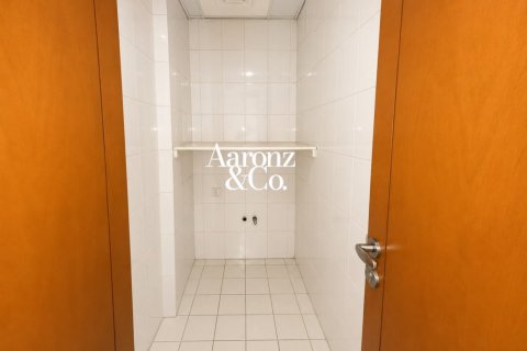 Apartment de 2 dormitorios en Jumeirah Lake Towers, UAE No. 222043 13