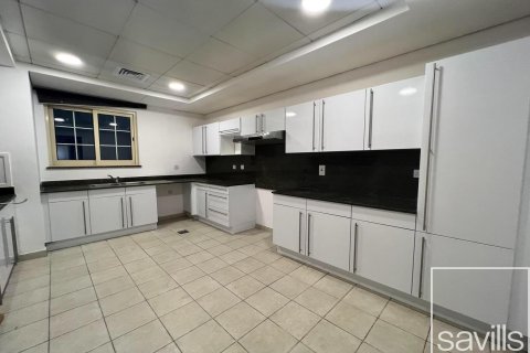 Villa de 4 chambres à Jumeirah Islands, UAE No. 203758 5
