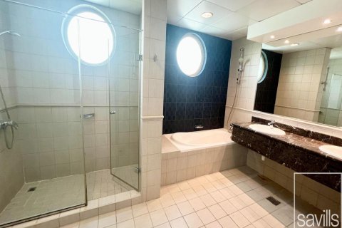 Villa de 4 chambres à Jumeirah Islands, UAE No. 203758 15