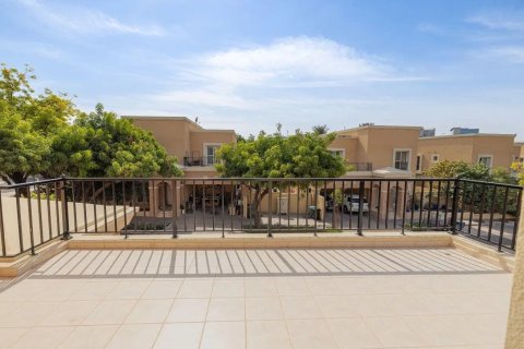 4 bedrooms Villa in Dubai Silicon Oasis, UAE No. 208823