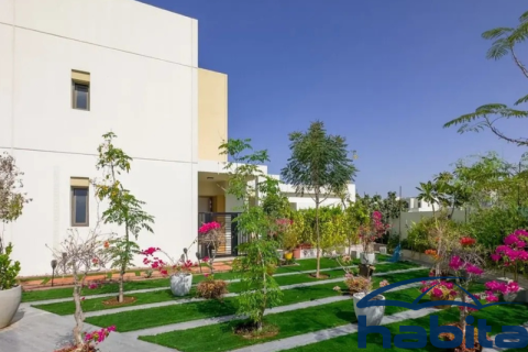Townhouse de 4 dormitorios en Naseem Townhouses, UAE No. 6653 8