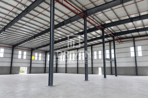 3065.8m² Warehouse in Dubai Investment Park, UAE No. 226397 10