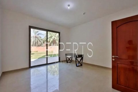 Villa de 5 dormitorios en Abu Dhabi, UAE No. 224211 7