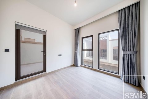 Townhouse de 4 dormitorios en Damac Lagoons, UAE No. 222580 5