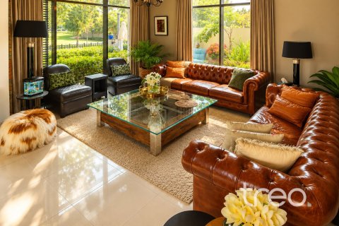 Villa de 6 chambres à The Field, UAE No. 222751 10