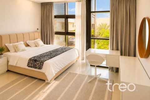 Villa de 6 chambres à The Field, UAE No. 222751 4
