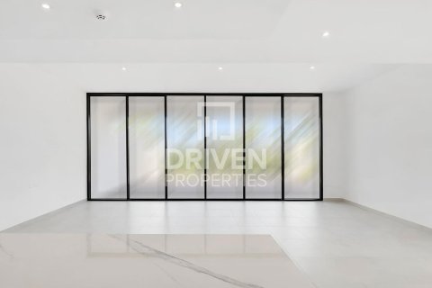 Villa de 4 dormitorios en District One, UAE No. 217497 3