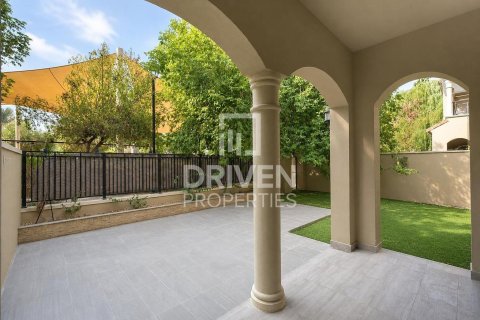Villa de 3 dormitorios en Bella Casa, UAE No. 223177 25