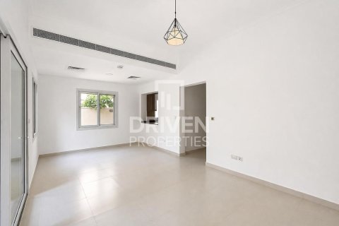 Villa de 3 dormitorios en Bella Casa, UAE No. 223177 5